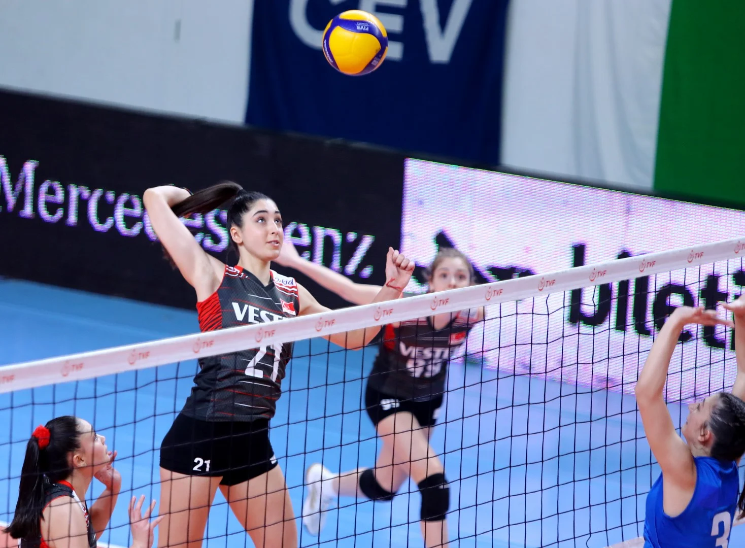 17 Yaş Altı Kadın Milli Takımımız 20 Ocak 2023 Avrupa