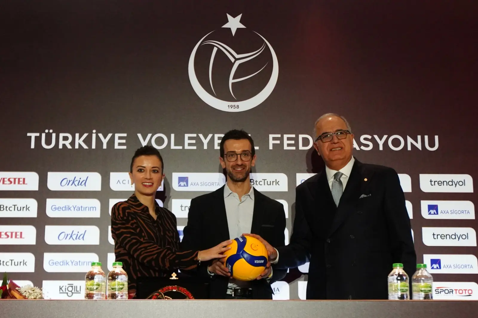 Daniele Santarelli İmza 4 Ocak 2023 Pelin Çelik Mehmet Akif Üstündağ