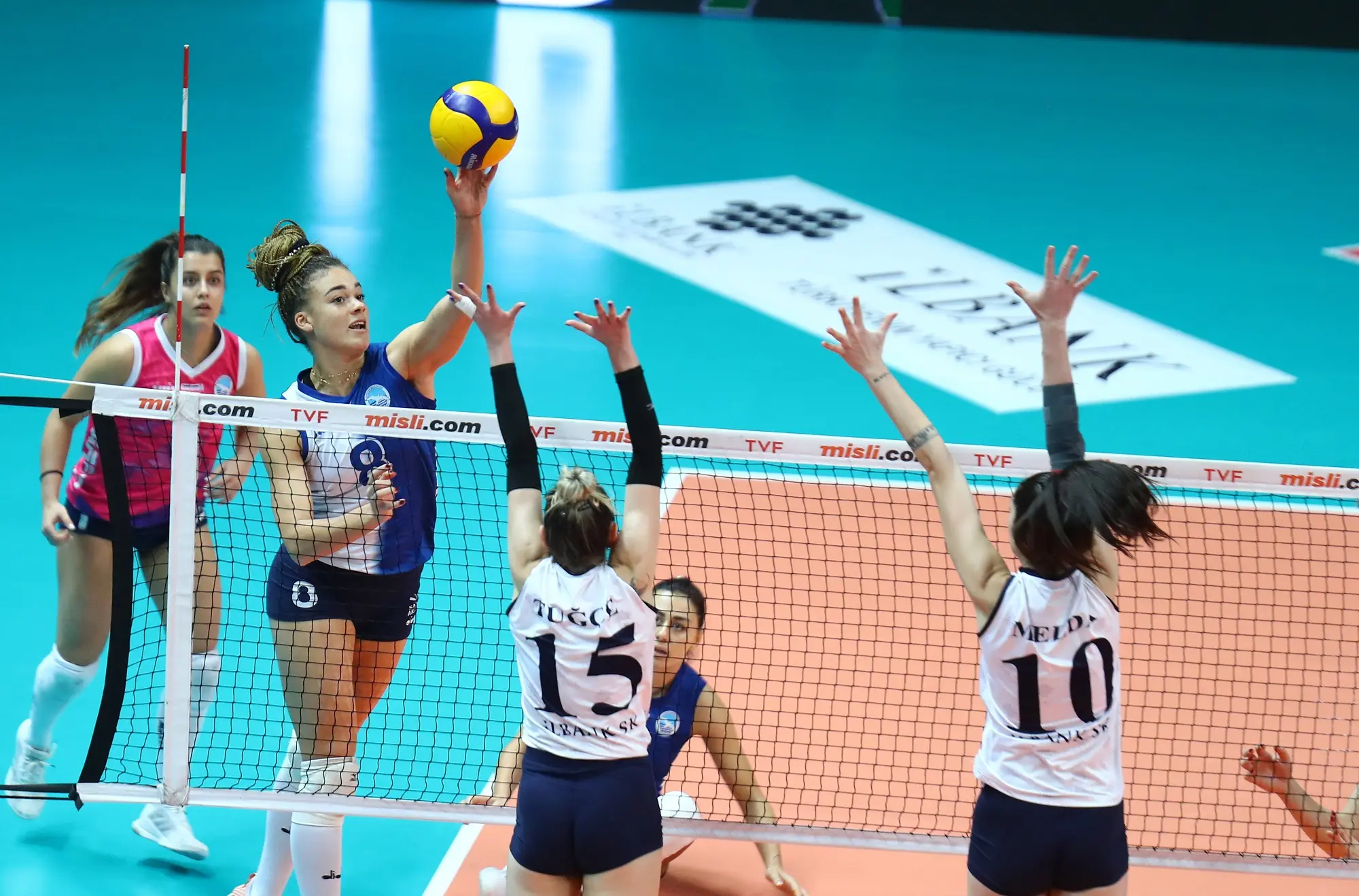 Sultanlar Ligi'nde 15. Hafta İlbank-Sarıyer Belediyespor