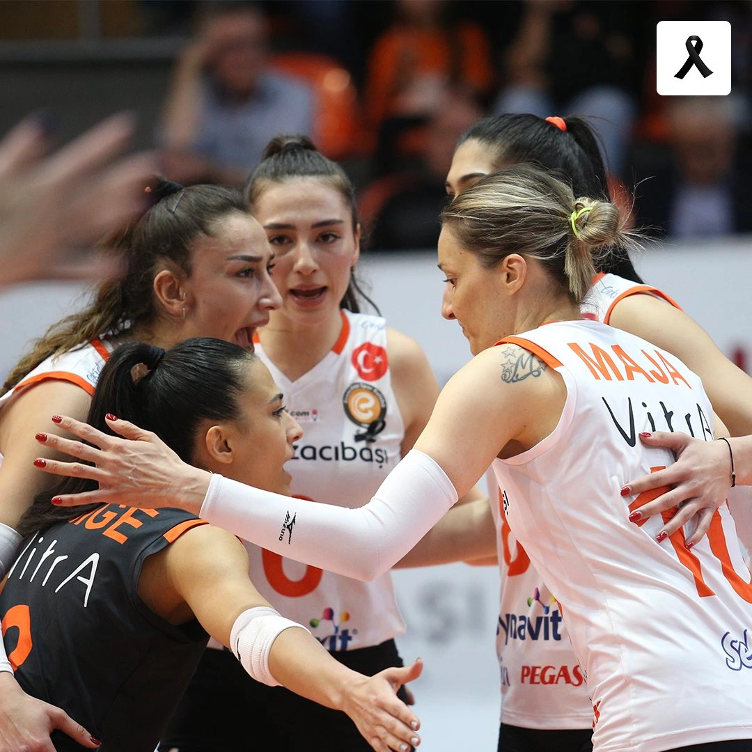 Eczacıbaşı Dynavit Ferhat Akbaş ve Simge Aköz