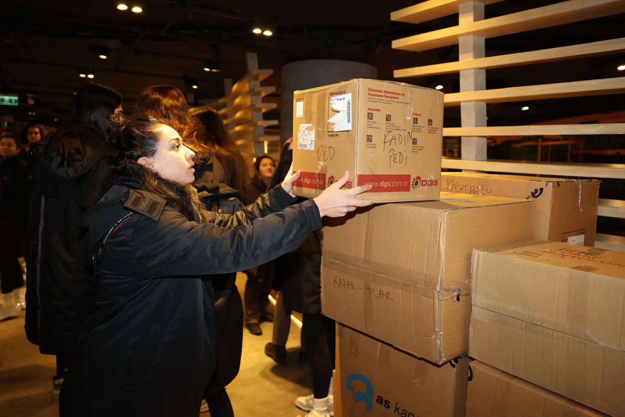 Eczacıbaşı Dynavit Hande Baladın Yardım Kampanyası 11 Şubat