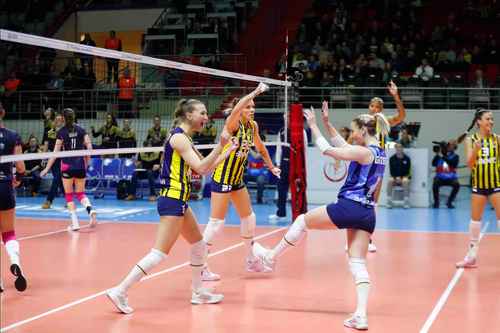Fenerbahçe Opet CEV Şampiyonlar Ligi Play-off 2 Mart 2023