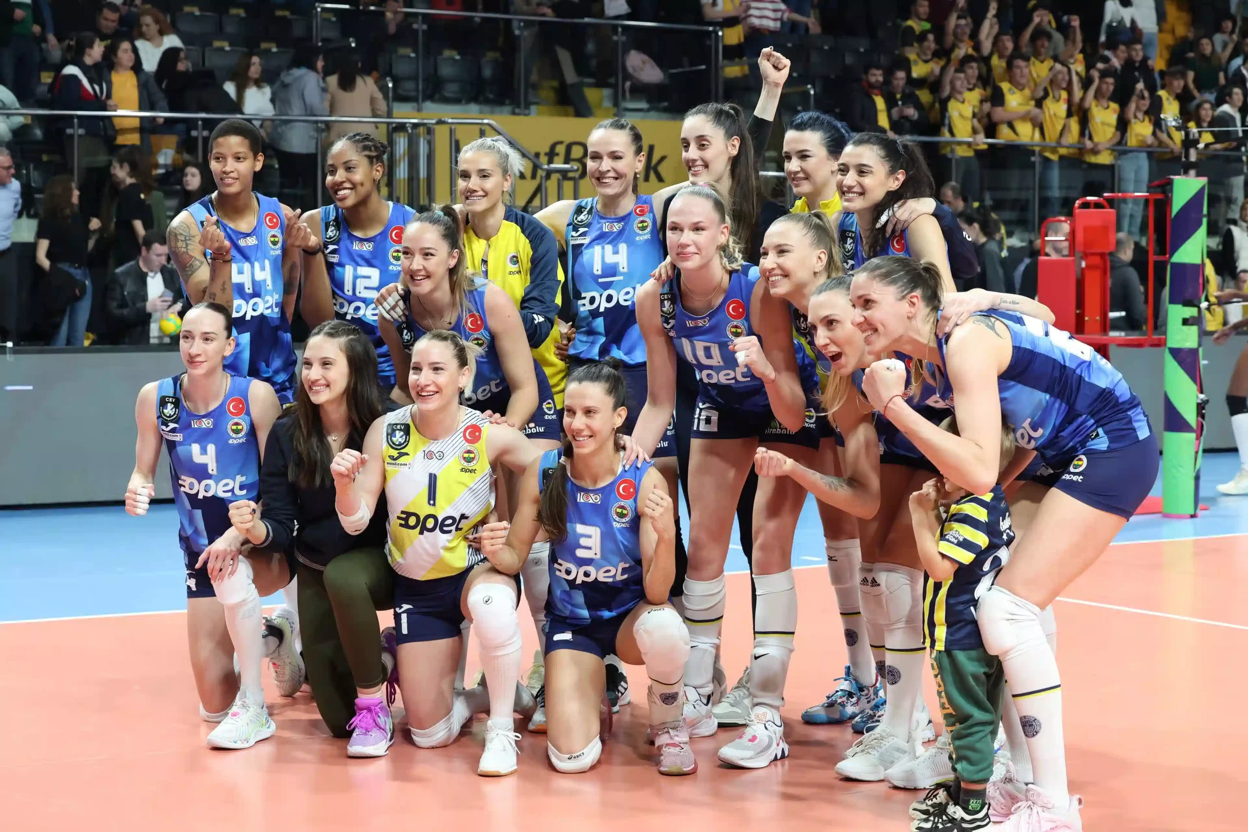 Fenerbahçe Opet Galibiyeti Şampiyonlar Ligi Yarı Final 2023