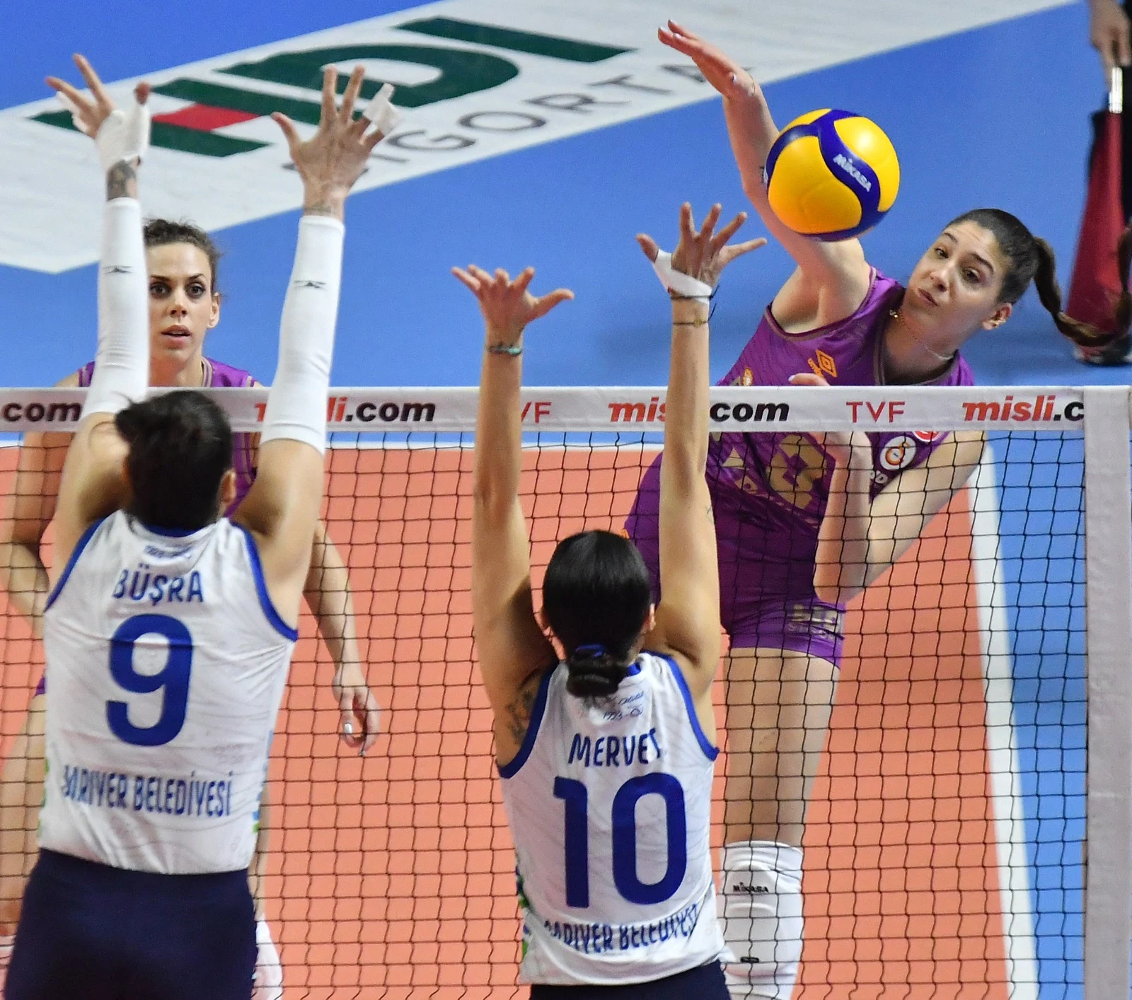 Galatasaray HDİ Sigorta - Sarıyer Belediyespor