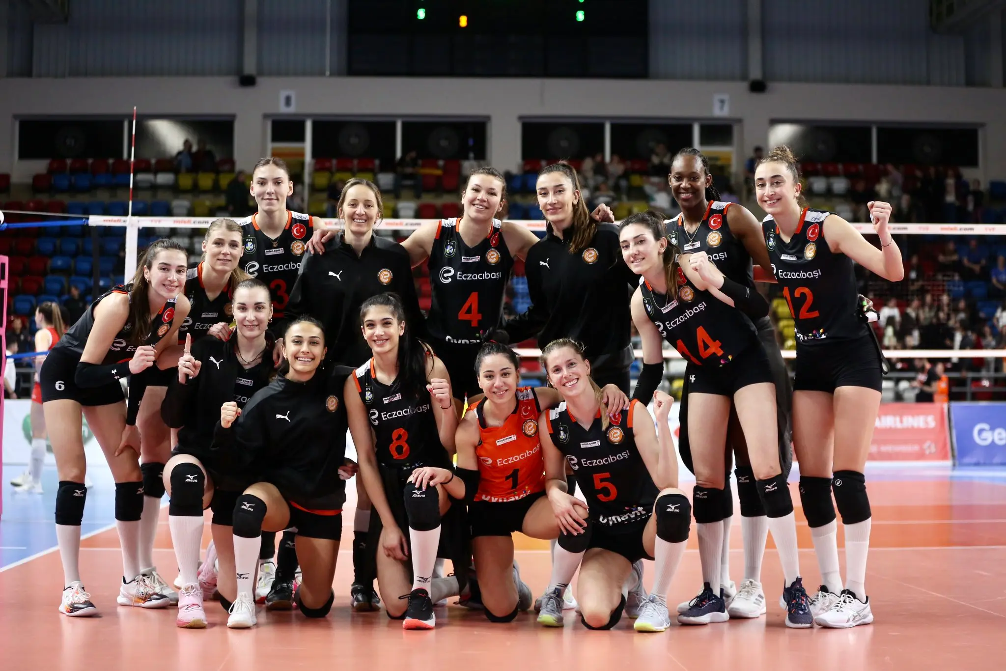 Sultanlar Ligi'nde 24. Hafta Eczacıbaşı Dynavit Galibiyeti 15 Nisan 2023