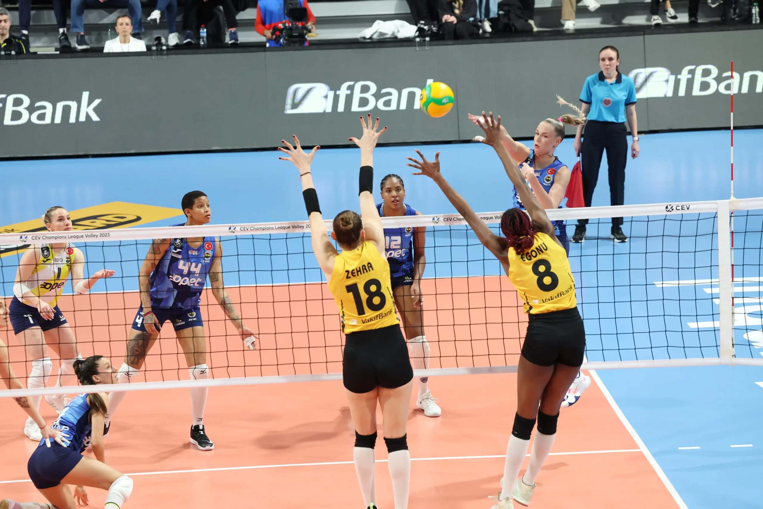 VakıfBank - Fenerbahçe Opet 6 Nisan 2023