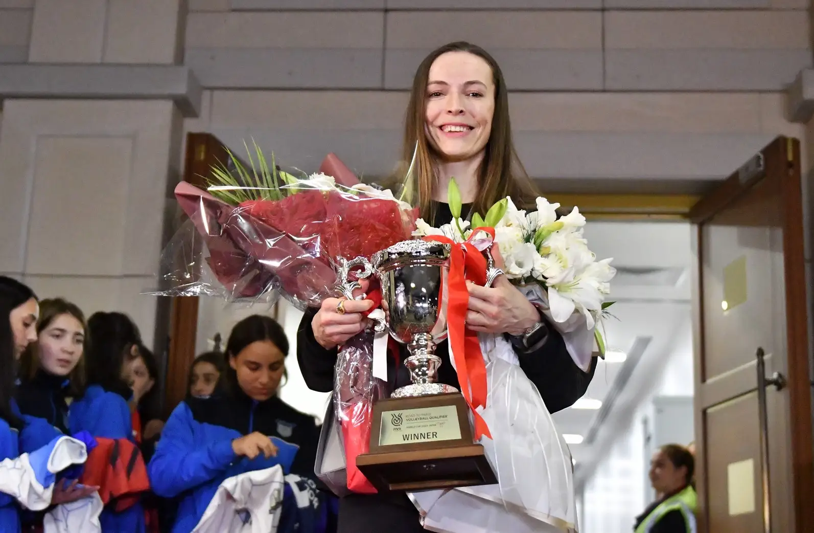 Eda Erdem Dündar Filenin Sultanları Yurda Döndü