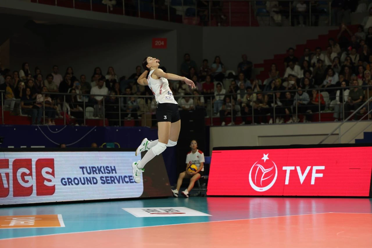 Eczacıbaşı Dynavit, Vodafone Sultanlar Ligi'ni Galibiyetle Açtı 5