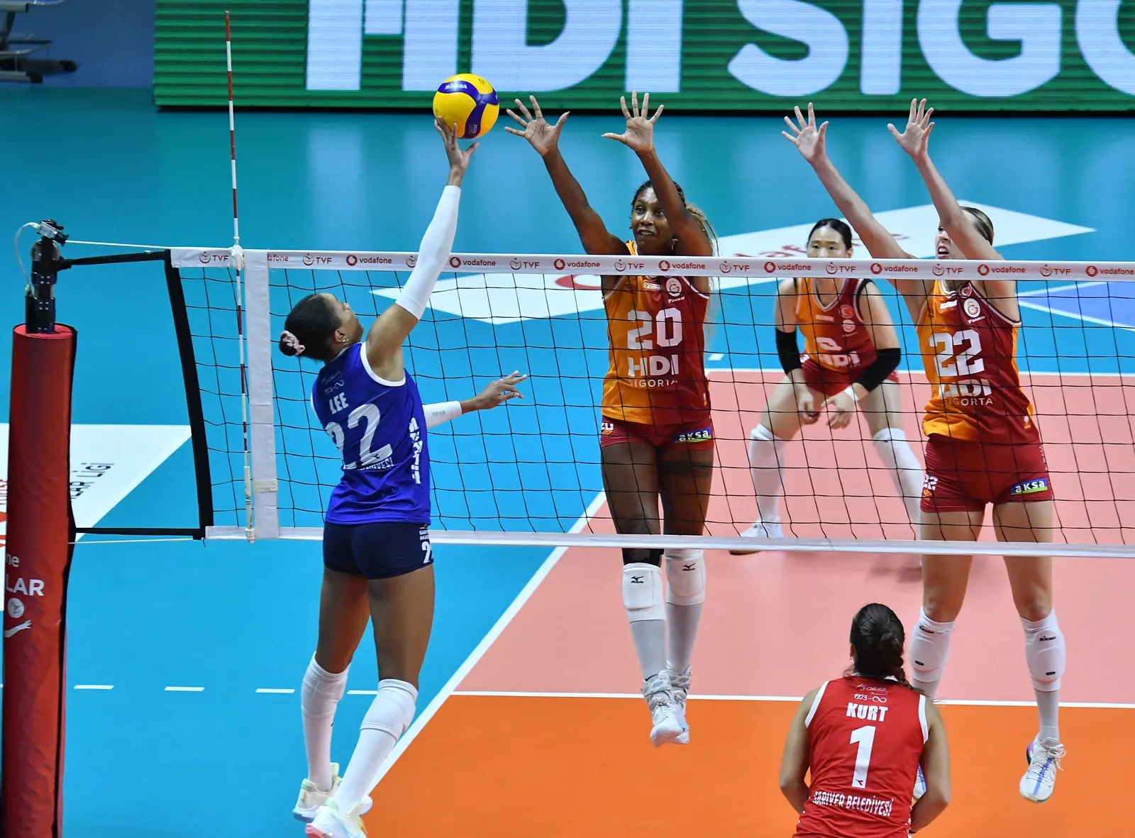 Galatasaray, Sultanlar Ligi'nde İlk Galibiyetini Aldı 2023_2024 1