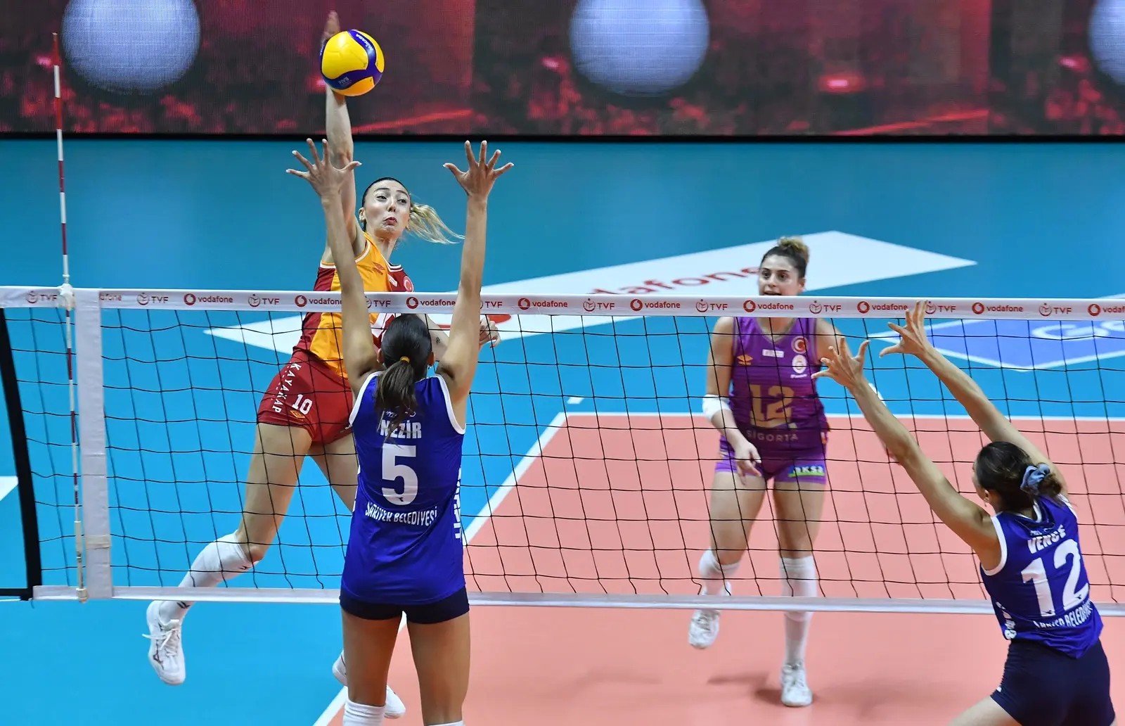 Galatasaray, Sultanlar Ligi'nde İlk Galibiyetini Aldı 2023_2024 2