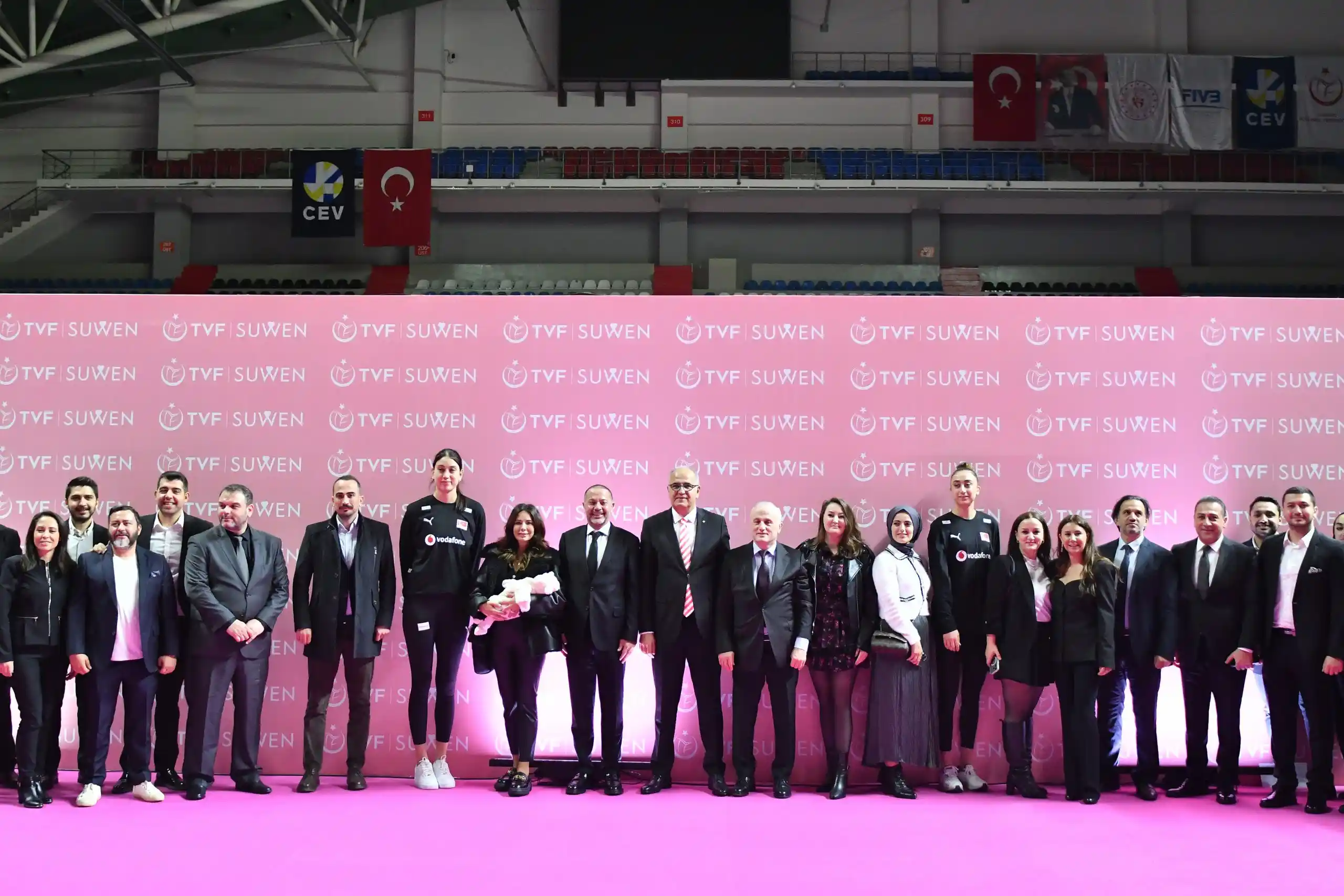 Suwen, Filenin Sultanları’nın Resmi Sponsoru Oldu 7