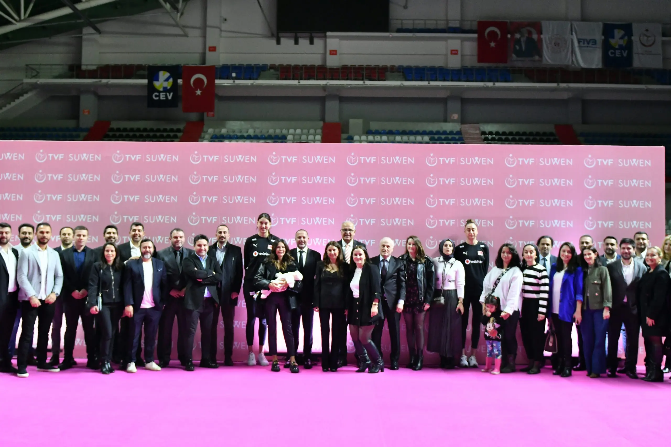 Suwen, Filenin Sultanları’nın Resmi Sponsoru Oldu 8