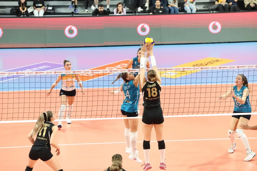 VakıfBank Sultanlar Ligi’nde 8. Hafta’da Namağlup 3