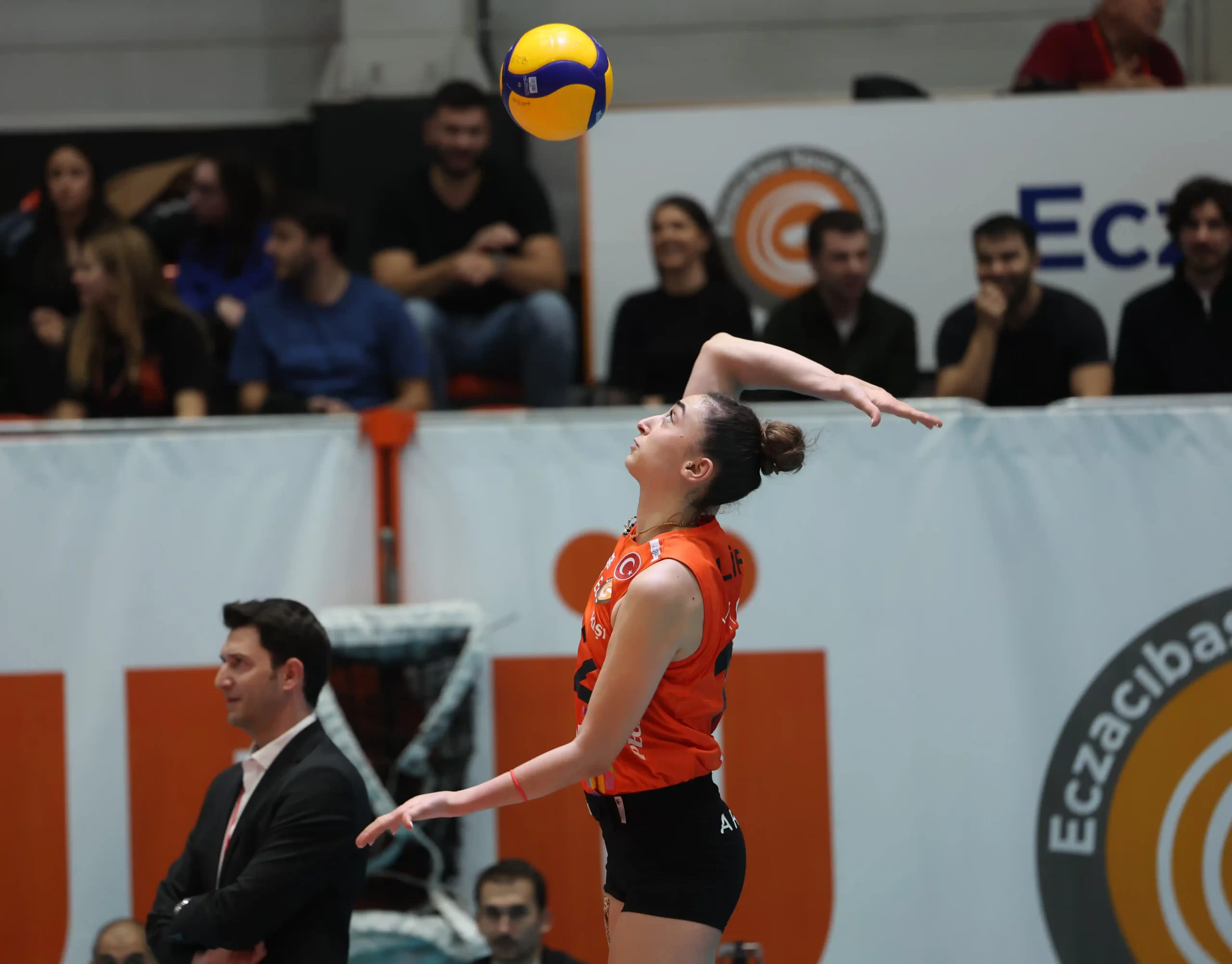 Eczacibasi Sariyer Sultanlar Ligi 2023 2024 11. Hafta 4 scaled