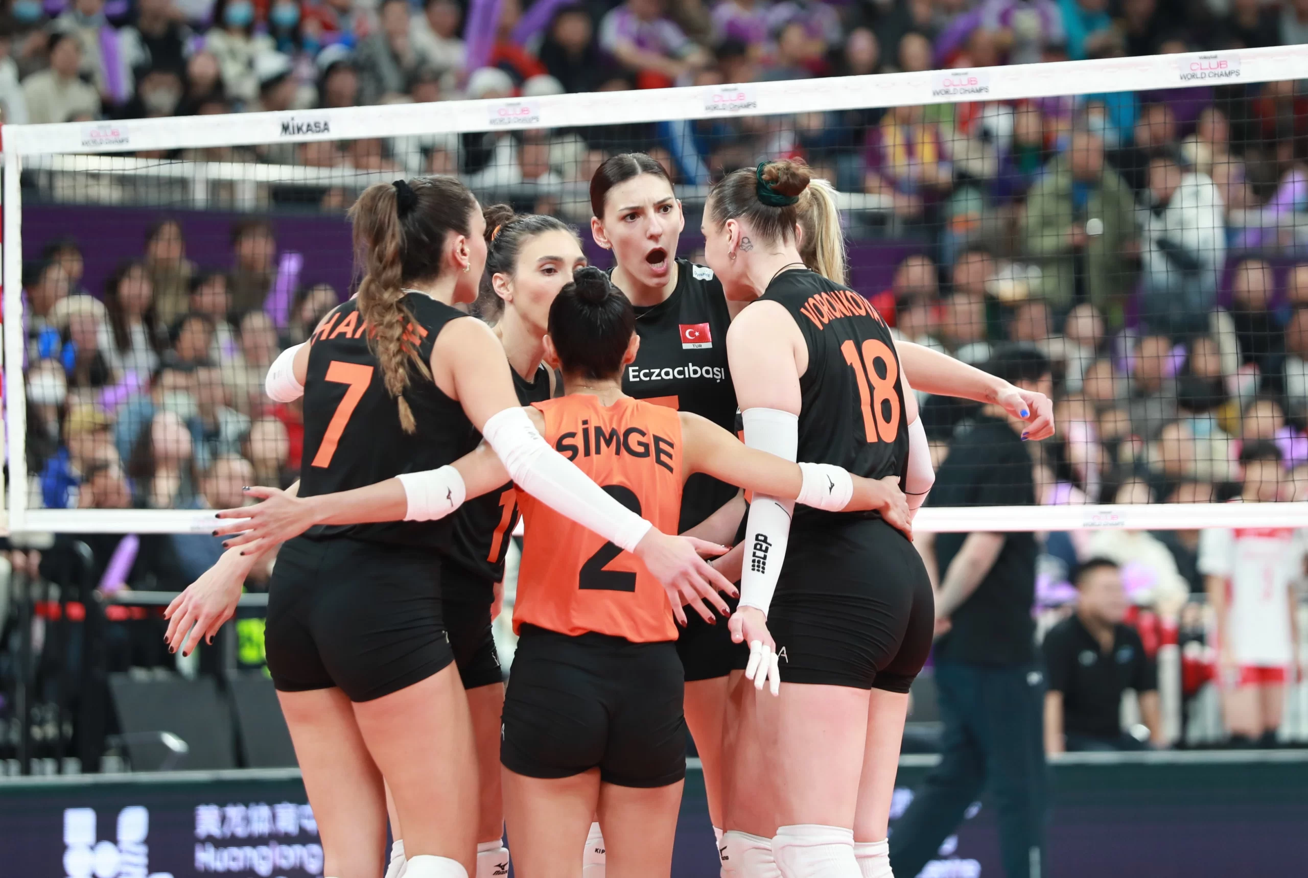 Eczacıbaşı, Yarı Finalde VakıfBank’ın Rakibi Oldu3