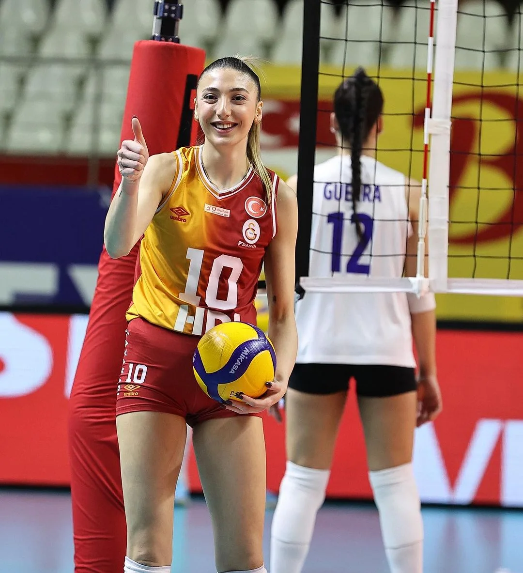 Galatasaray, Muratpaşa Sigorta Shop'u 3-2 Mağlup Etti ayçin akyol