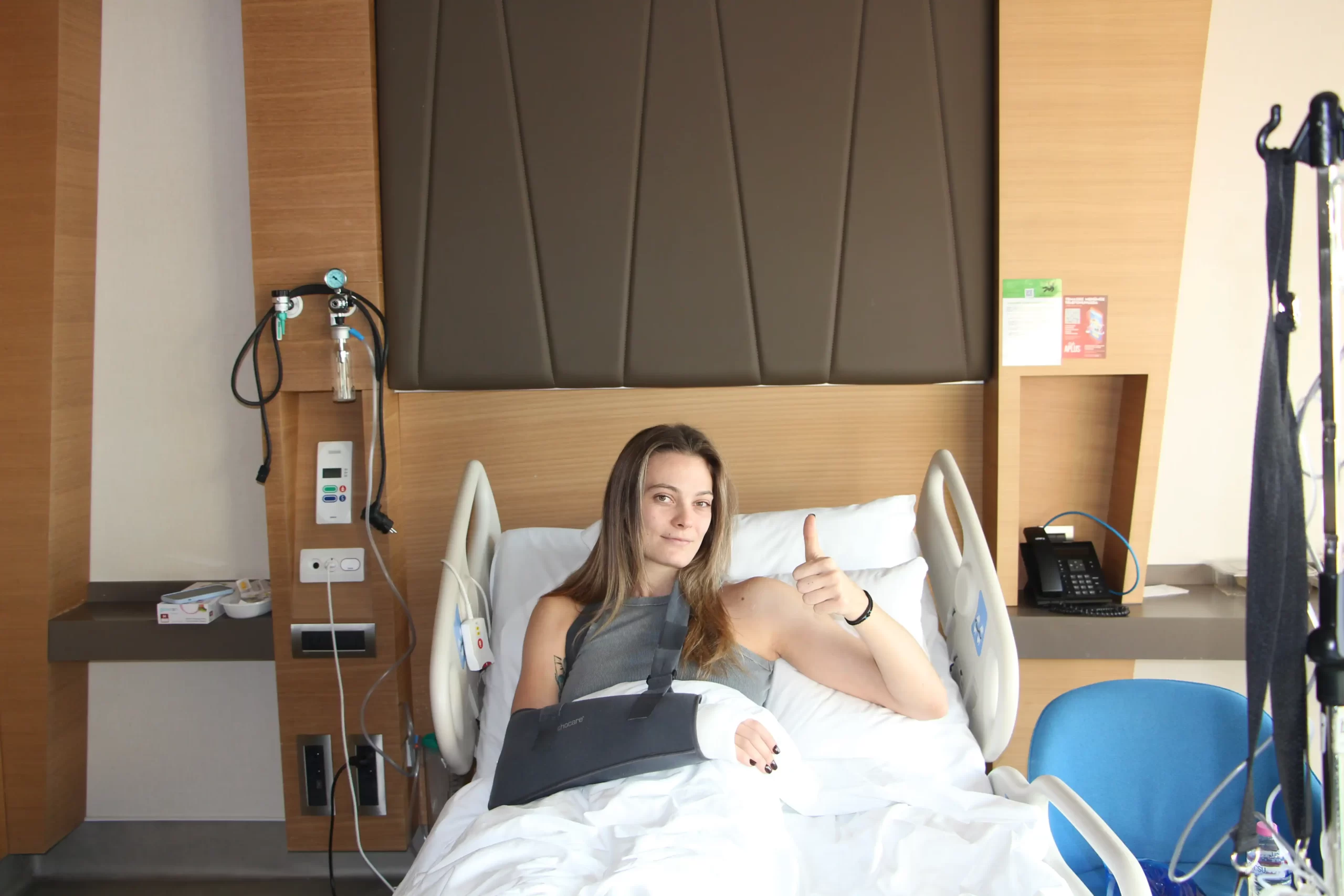 THY Oyuncusu Anthi Vasilantonaki Ameliyat Oldu 1