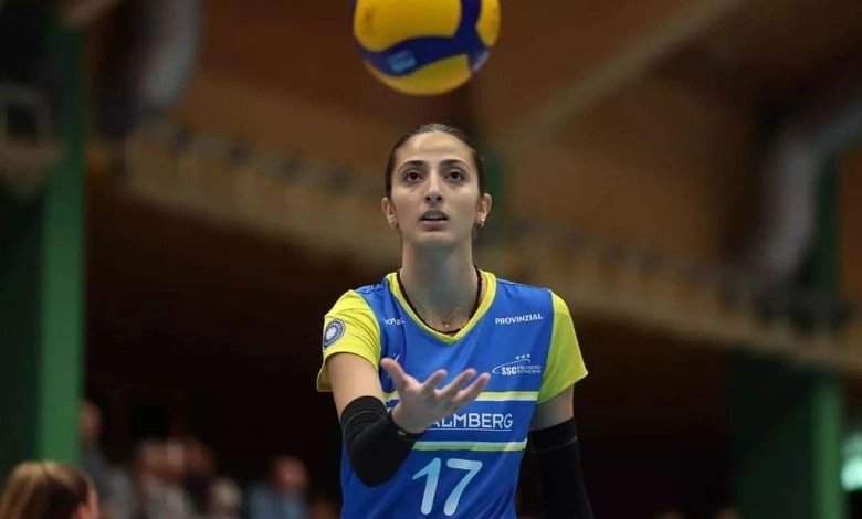 Tutku Burcu Yüzgenç Almanya'da Ödül Aldı1