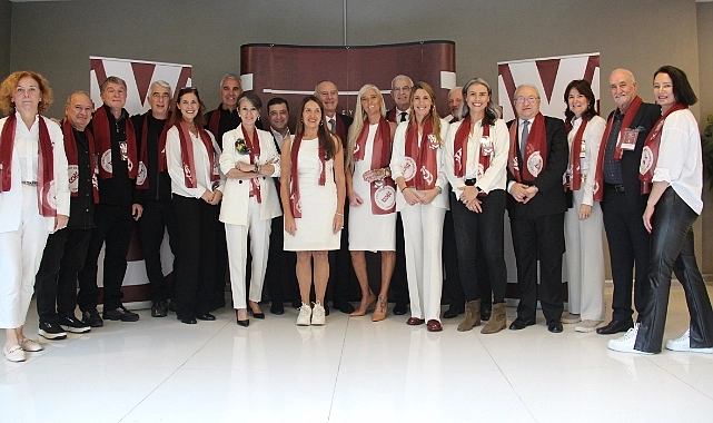 "Voleybolun Unutulmazları Hareketi" Derneğe Dönüştü1