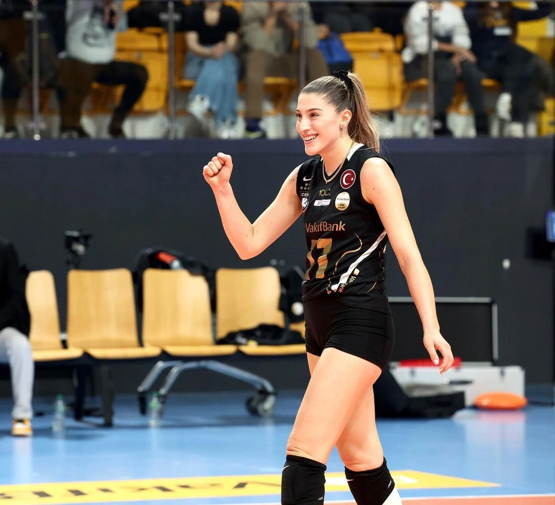 Beşiktaş Ayos'un Yeni Transferi: İdil Naz Başcan1