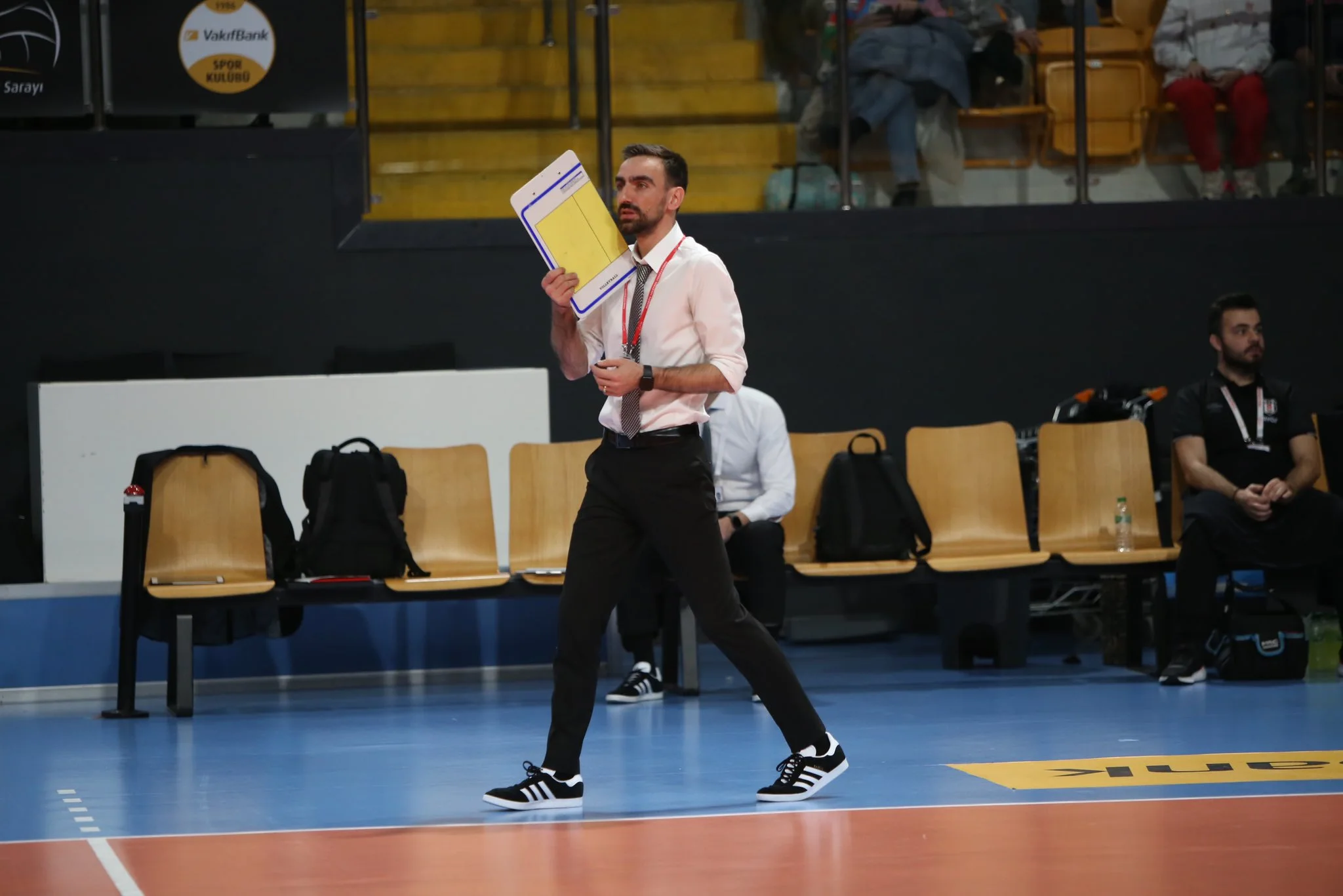 Beşiktaş Başantrenörü Recep Vatansever VakıfBank Maçını Değerlendirdi 1