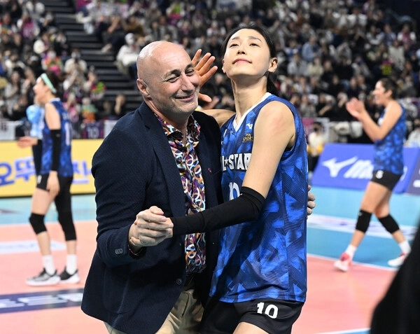 Güney Kore Voleybol Liginde Düzenlenen V League All Star Maçında Galip K-Star8