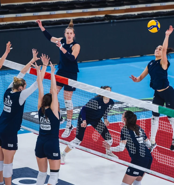 Mazzanti ve Egonu Karsi Karsiya3