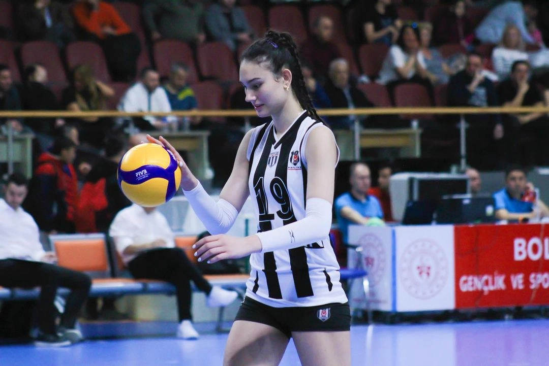 Defne Başyolcu İstanbul BBSK'de2