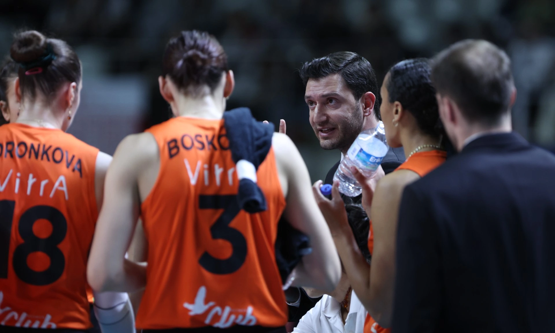 Eczacıbaşı, Beşiktaş Karşısında 3-0 Galip4