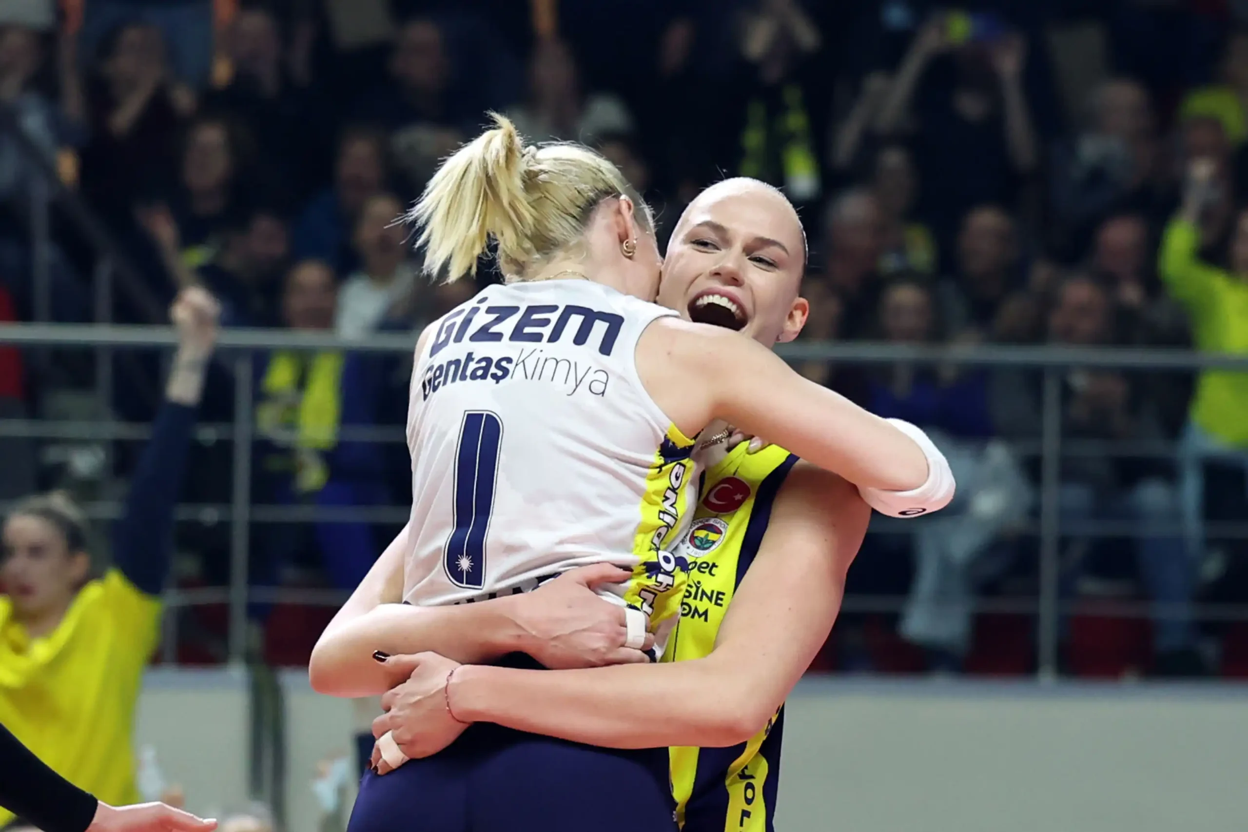 Fenerbahçe Şampiyonlar Ligi'nde Yarı Final'de3