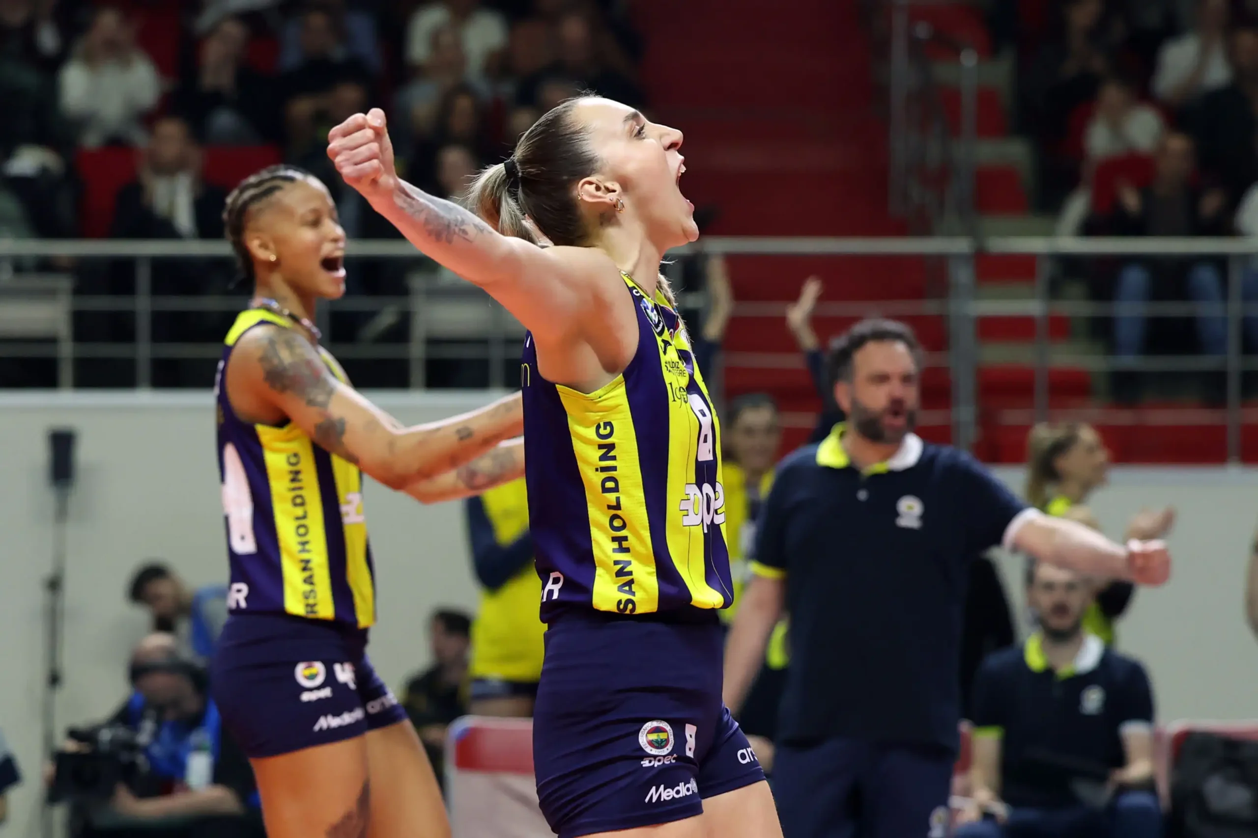 Fenerbahçe Şampiyonlar Ligi'nde Yarı Final'de5