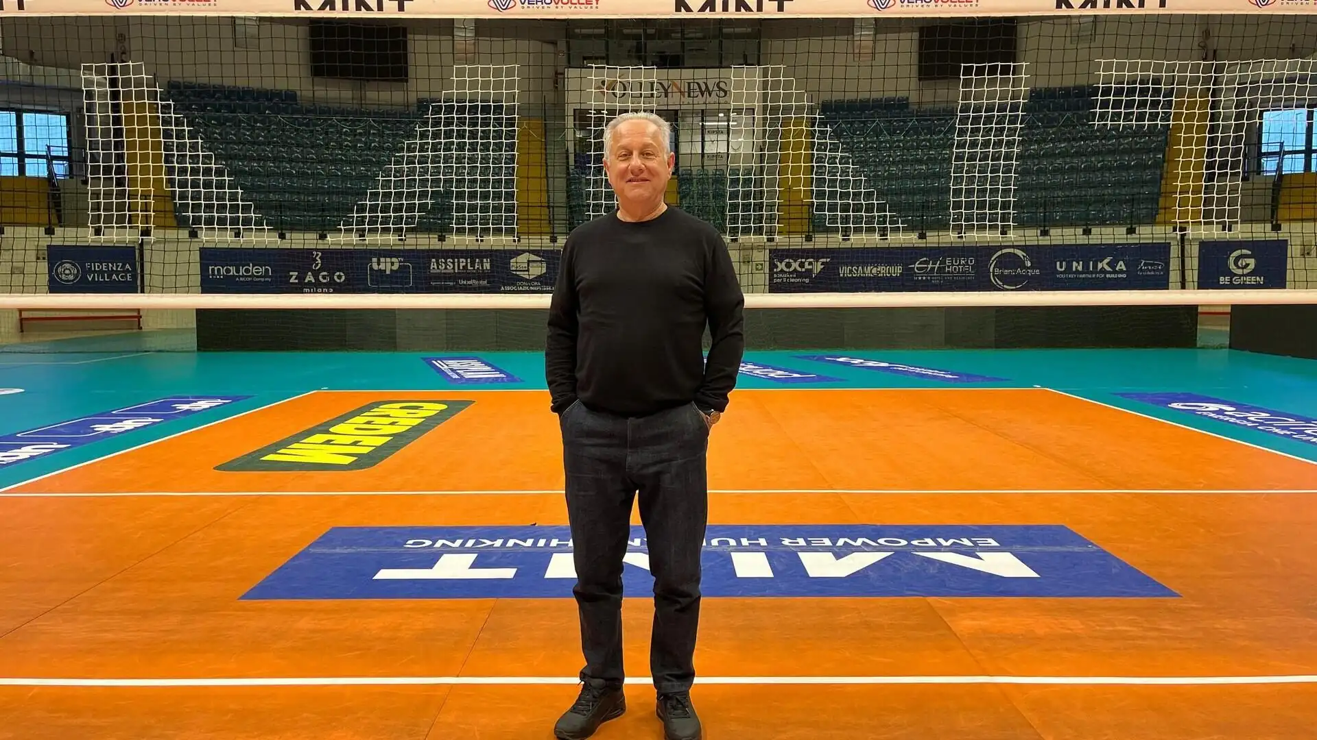 İtalya Başantrenörü Julio Velasco, Vero Volley Milano'yu Ziyaret Etti1