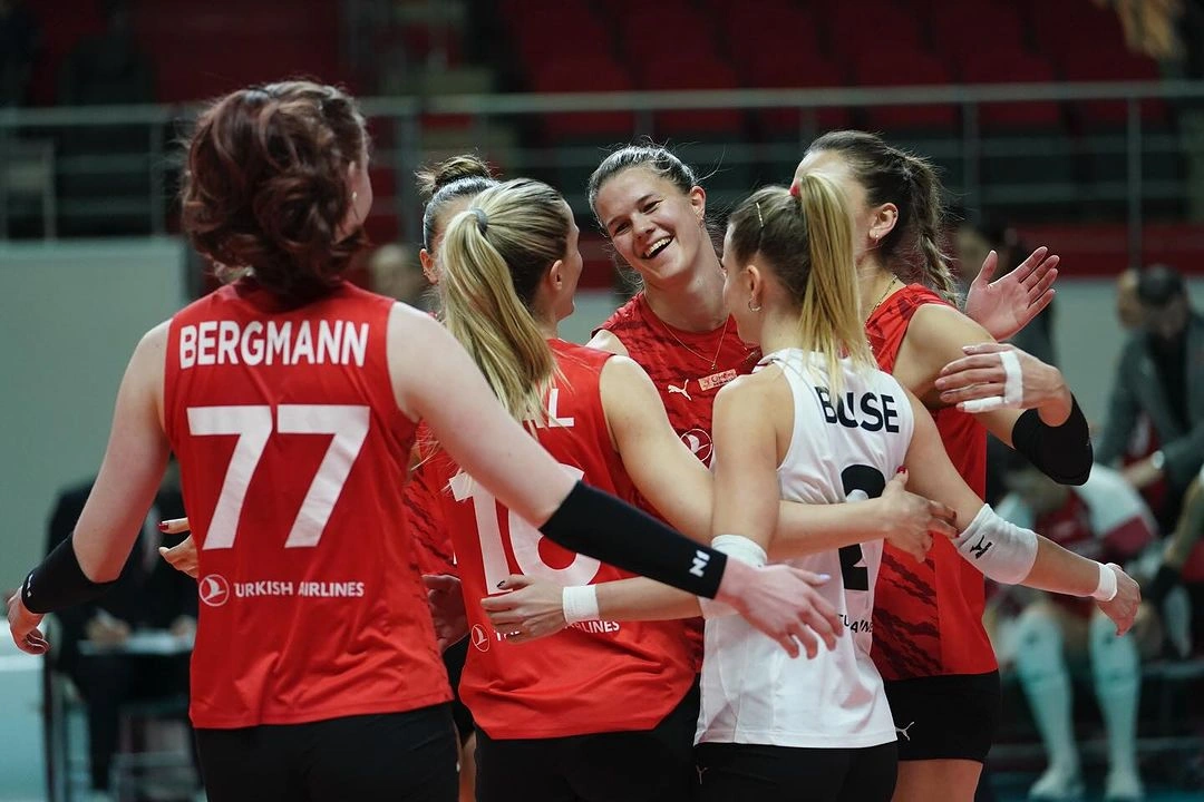 THY, Sarıyer'e Set Verdi Puan Vermedi3