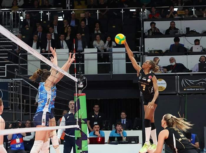 VakıfBank, Imoco Karşısında 3-1 Mağlup Oldu2