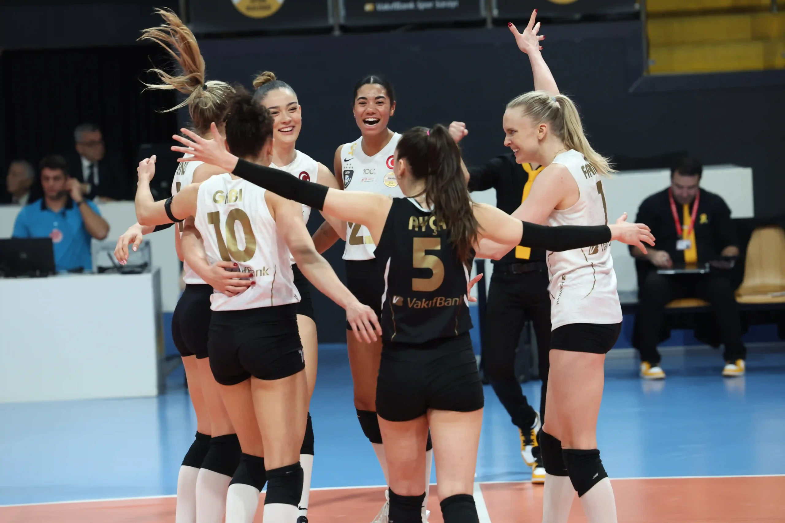 VakıfBank, Şampiyonlar Ligi Çeyrek Final'inde Imoco'yu Ağırlıyor1