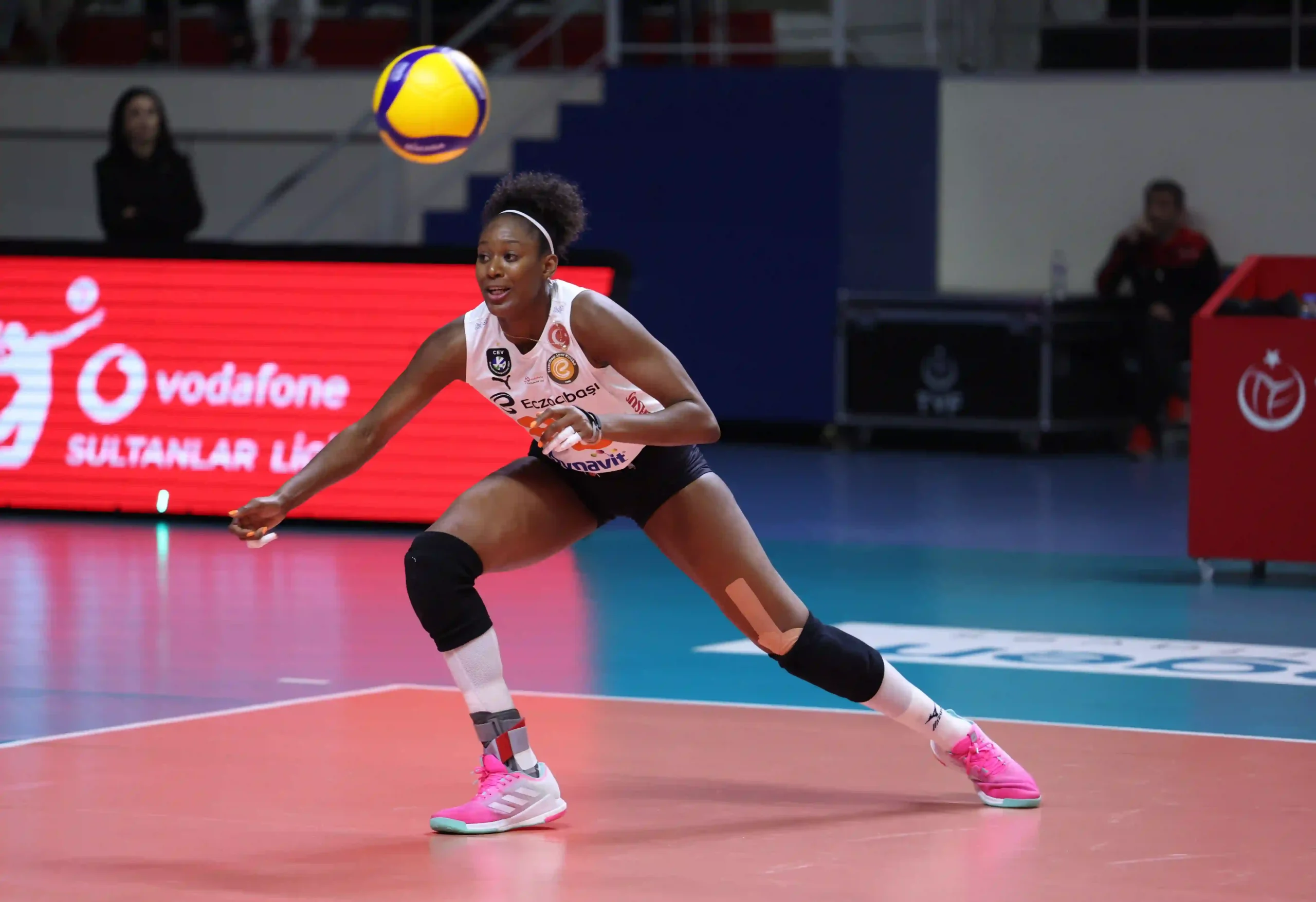 Fenerbahçe-Eczacıbaşı3