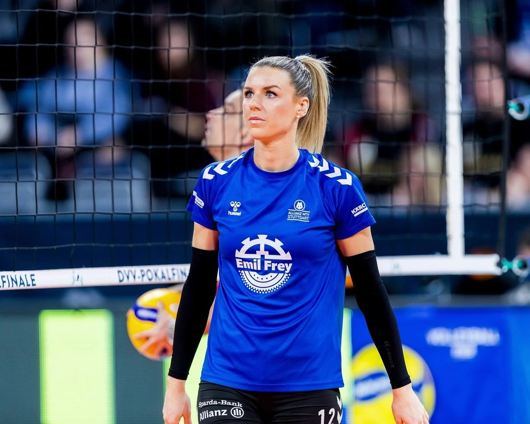 Galatasaray'da Üç Yeni İsim Britt Bongaerts, Yasemin Özel, Eylül Akarçeşme1