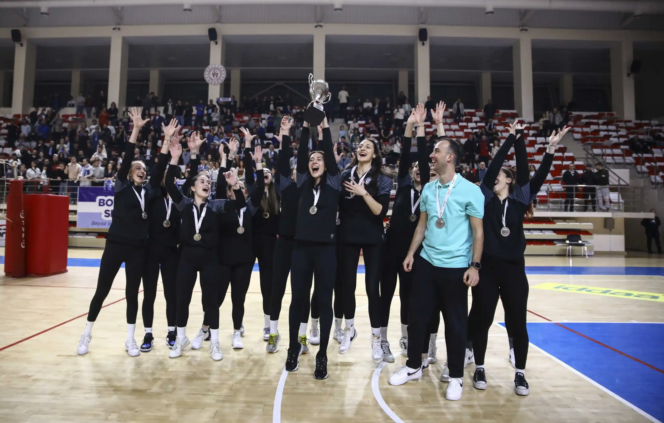 Kadınlar 2. Ligi Final Etabı'nın Ardından Dört Takım KFC Kadınlar 1. Ligi'ne Yükseldi3