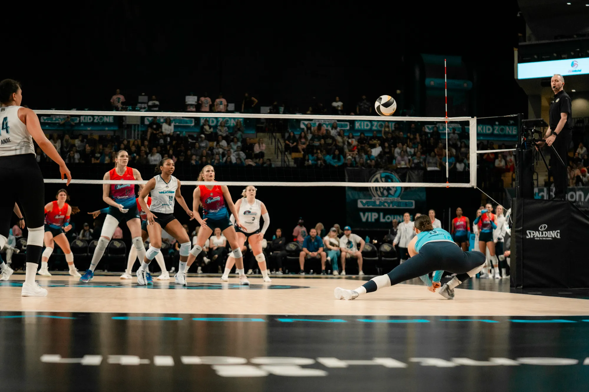 Pro Voleybol Federasyonu'nda Beş Hafta Geride Kaldı2