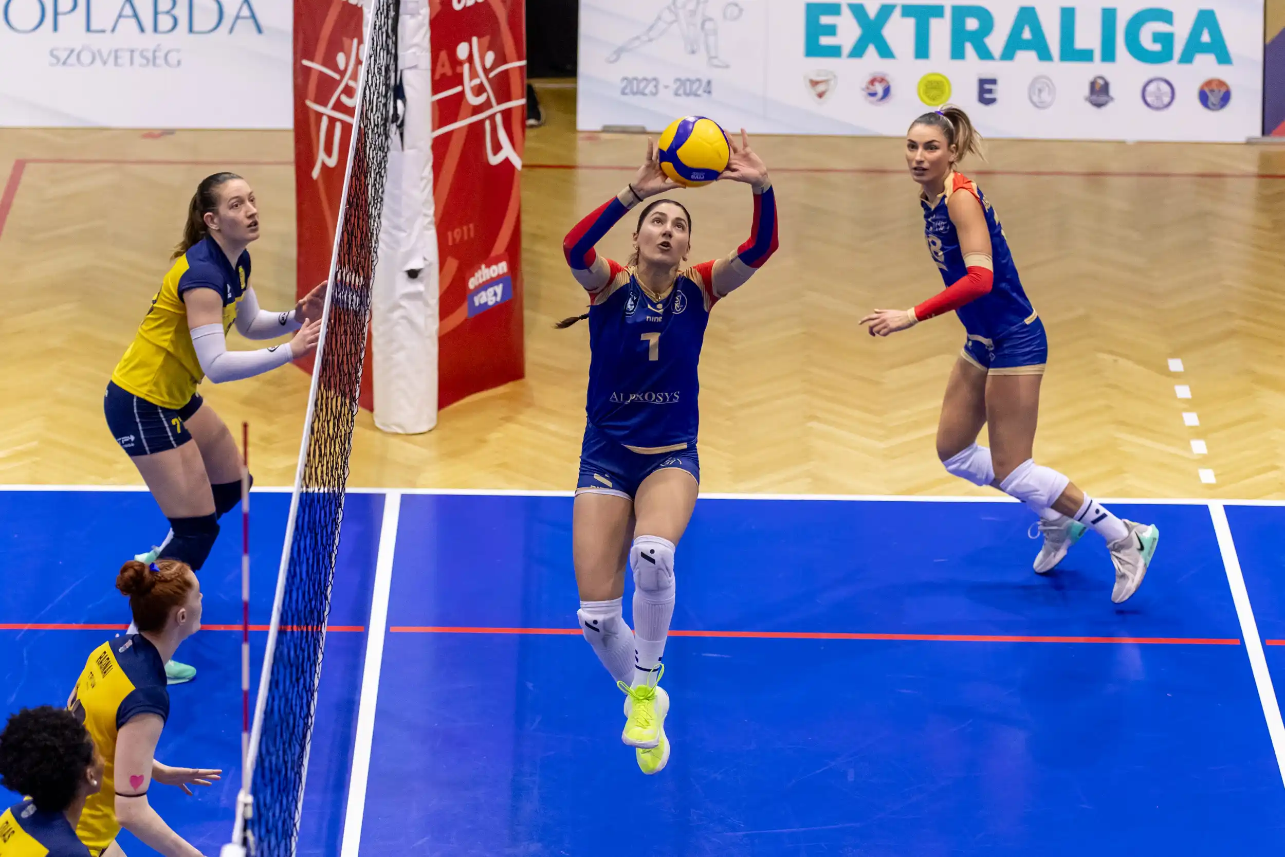 Buket Gülübay'lı Vasas Obuda, Extraliga Şampiyonluğuna Bir Adım Daha Yaklaştı2