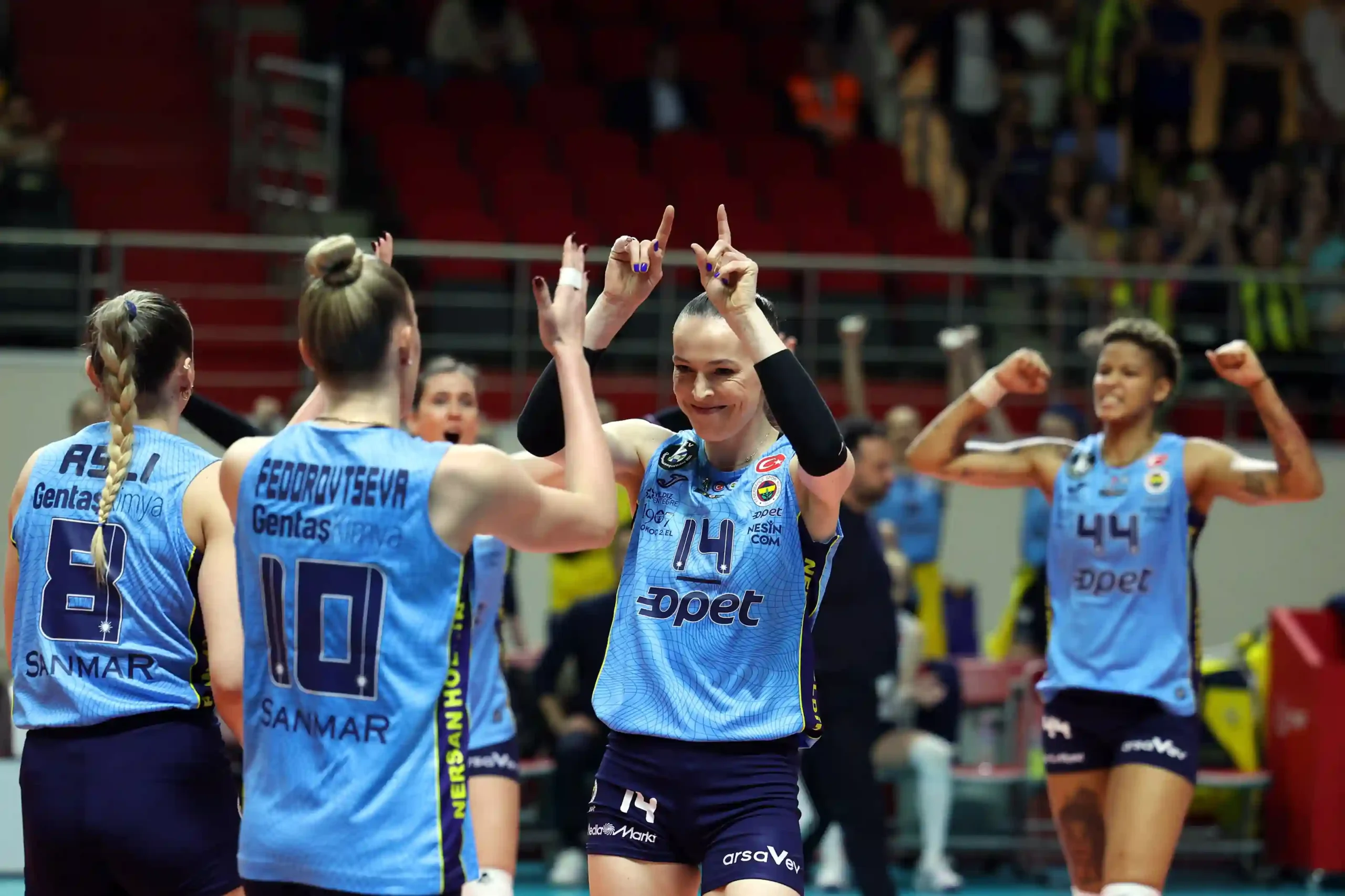 Fenerbahçe, Play-Off Serisinin İlk Maçında 3-0 Galip2