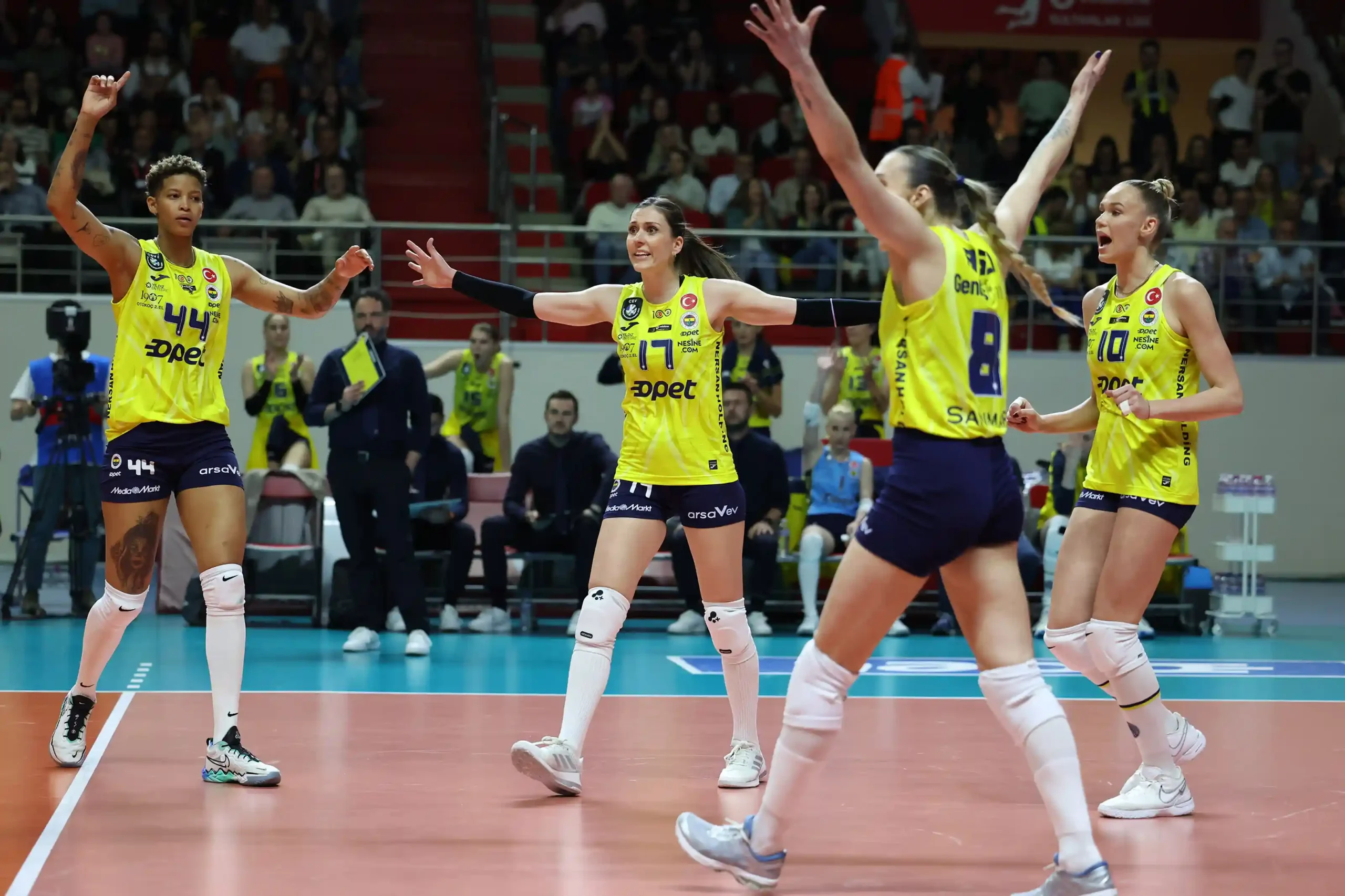 Fenerbahçe Şampiyonluğa Bir Adım Daha Yaklaştı3