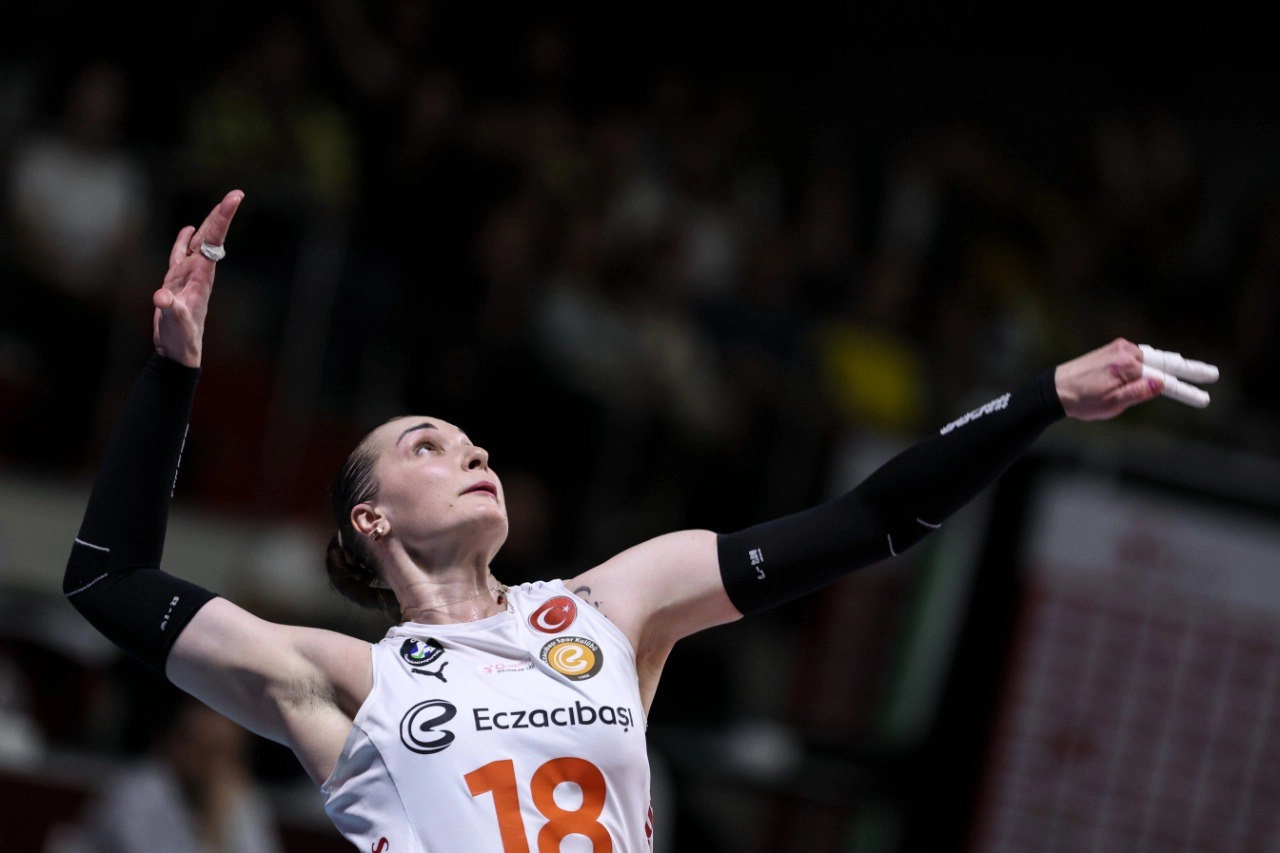 Irina Voronkova Eczacıbaşı'na Veda Etti1