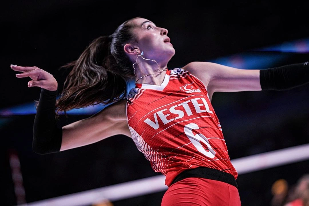 Saliha Şahin Milletler Ligi'nde ve Olimpiyatlar'da şampiyonluk yaşamak istiyorum2