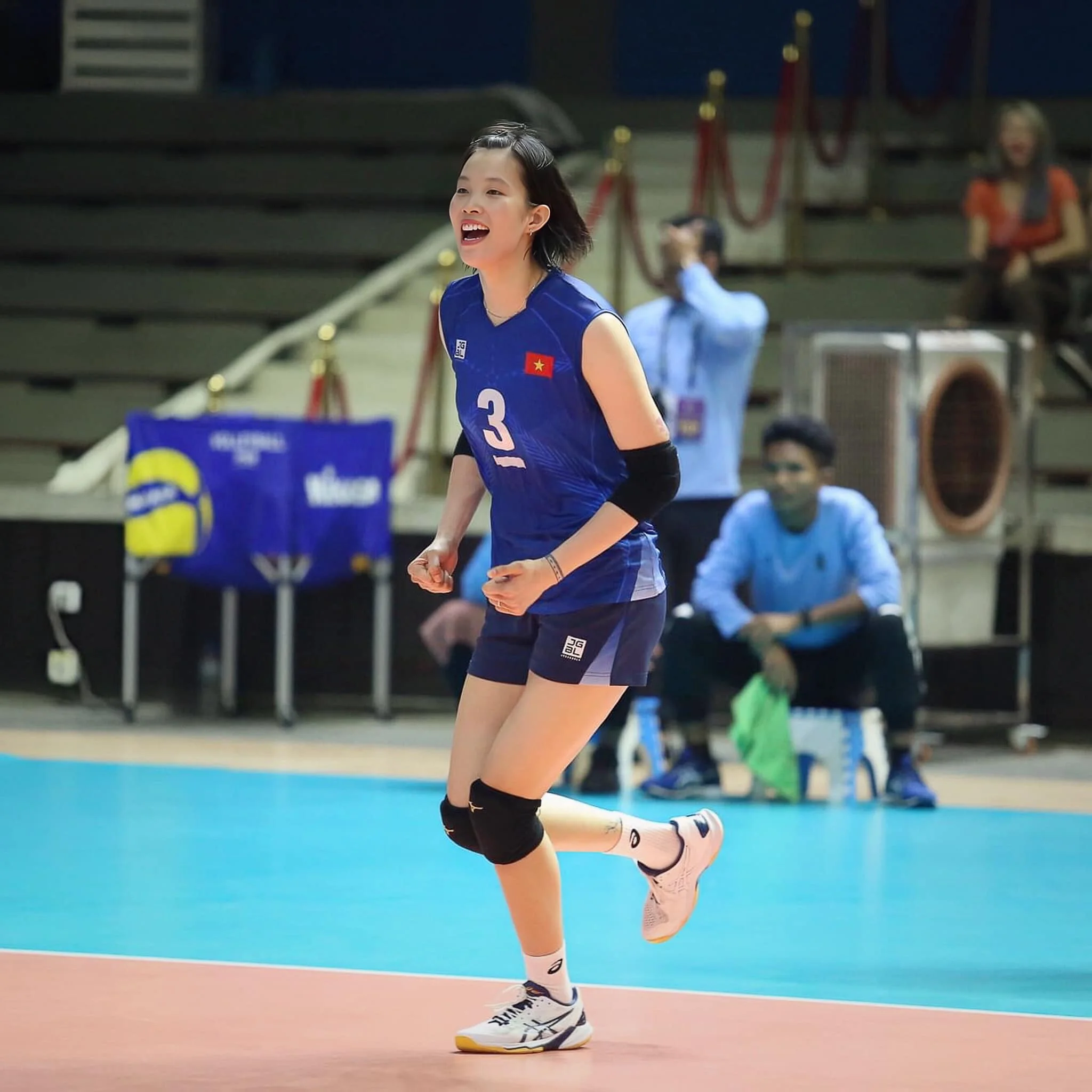 Tran Thi Thanh Thuy Gelecek Sezonda Kuzeyboru Forması Giyecek2