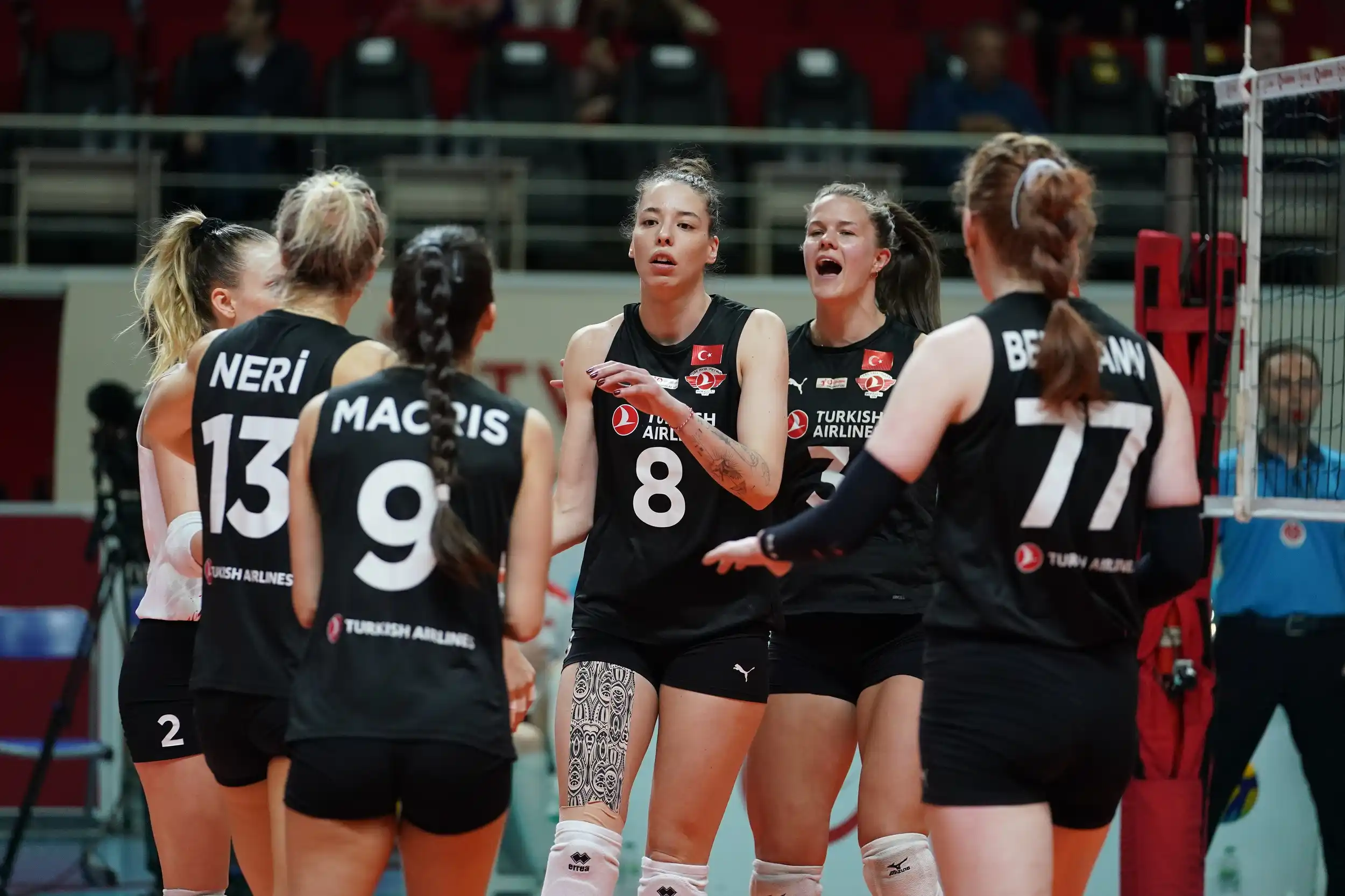 Türk Hava Yolları, 3-4 Serisinde VakıfBank'ın Konuğu1