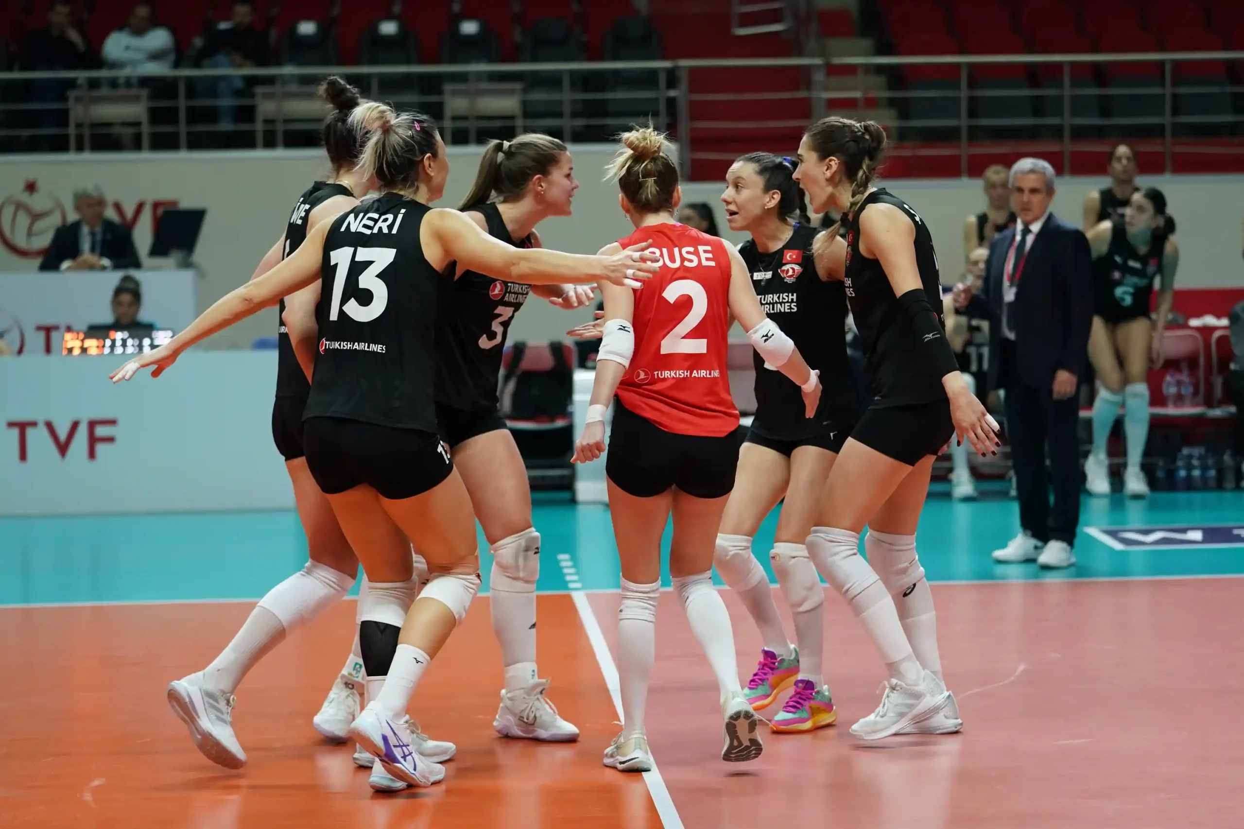 Türk Hava Yolları, Play-Off Yarı Final Serisinde Fenerbahçe’nin Konuğu1