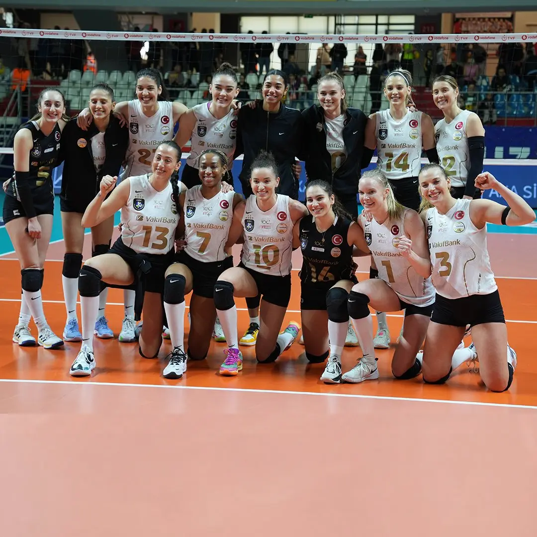 VakıfBank, Sultanlar Ligi Üçüncülüğüne Bir Adım Daha Yaklaştı2