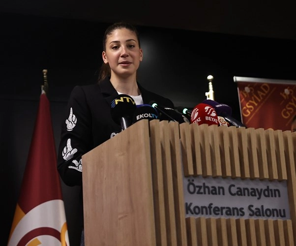 İlkin Aydın Galatasaray'da Yılın En İyi Kadın Sporcusu Seçildi2