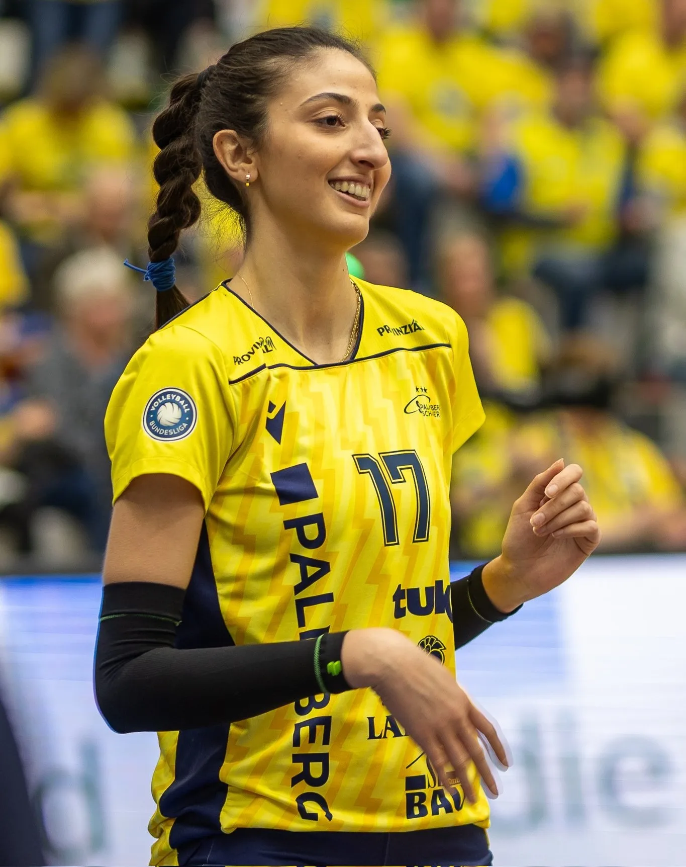 Tutku Burcu Yüzgenç Heungkuk Life Pink Spiders'ta2